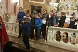 Droga Krzyżowa przygotowana przez dzieci z Polskiej Szkoły 27/03/15 / Stations of the Cross prepared by teh children from the Polish School 03/27/15