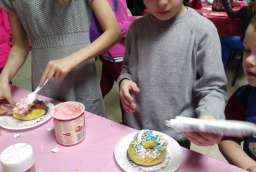 2017-02-18, Ostatki w Polskiej Szkole - dekorowanie pączków / Donuts decoration at the Polish School